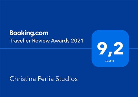 Christina Perlia Studios Apartment in Poros