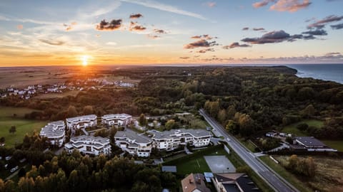 Neighbourhood, Bird's eye view