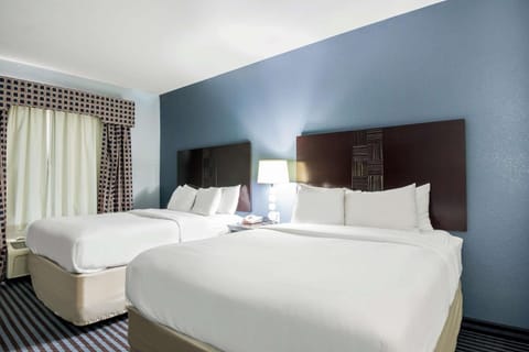 Photo of the whole room, On site