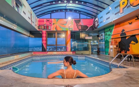 Pool view, Swimming pool