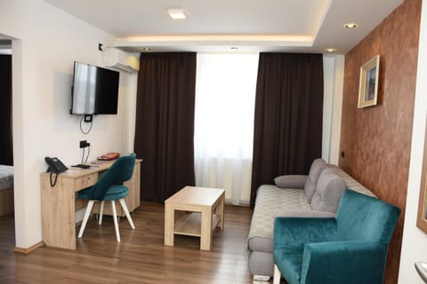 Hotel "Srbija Tis" Bed and Breakfast in Serbia