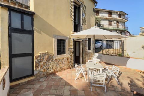 Property building, Patio