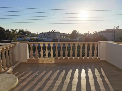 View (from property/room), Balcony/Terrace, Sunset