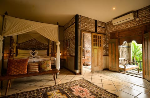 Shower, Toilet, Patio, TV and multimedia, Balcony/Terrace, Balcony/Terrace, Bedroom, Garden view