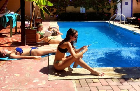Day, People, Swimming pool, sunbed