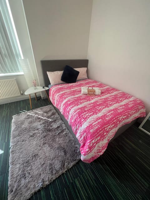 Renshaw Guest House Bed and Breakfast in Liverpool