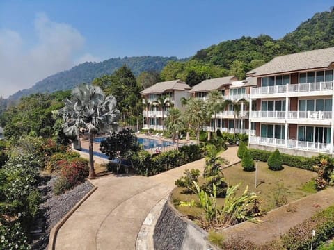 Ananda Lanta Resort - SHA Extra Plus Resort in Sala Dan