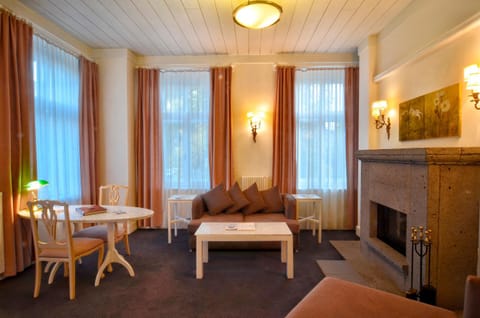 Living room, flat iron