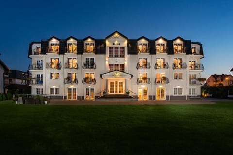Property building, Facade/entrance