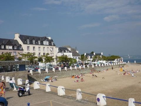La Maison Bellevue Apartment in Plestin-les-Grèves