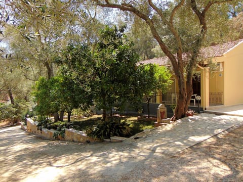 Facade/entrance, Natural landscape, Summer, On site