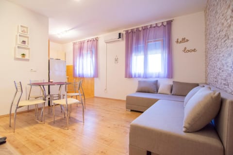 Apartmani Perkovic Apartment in Šibenik-Knin County, Croatia
