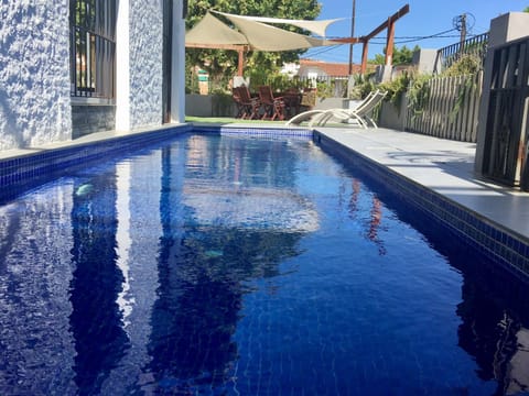 Swimming pool, Swimming pool