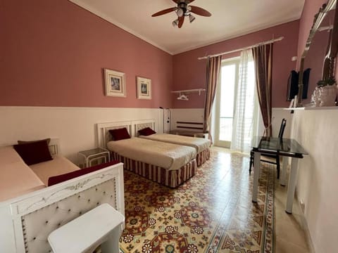 Dining area, Bedroom
