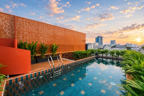 Pool view, Swimming pool