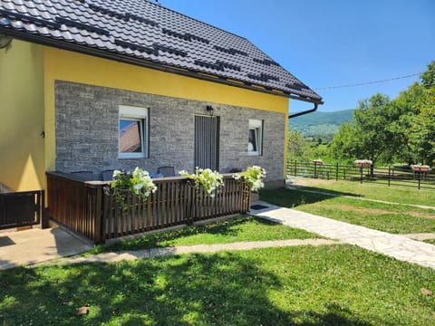 Property building, Garden view