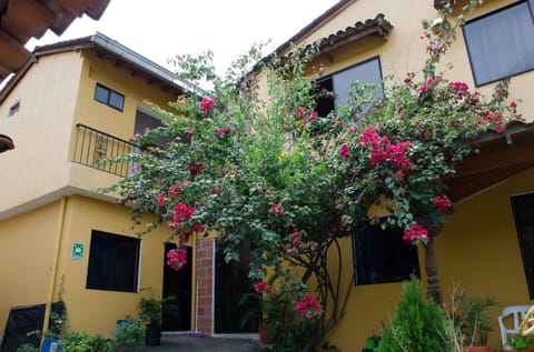 Facade/entrance, Off site