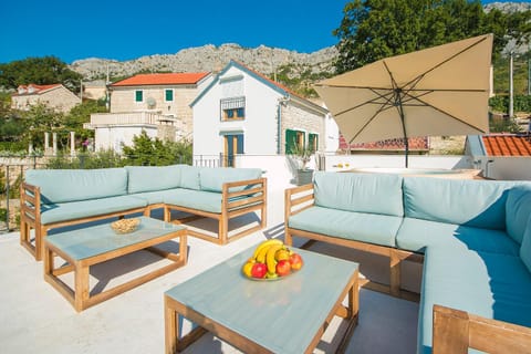 Old Village Brela Apartment in Brela