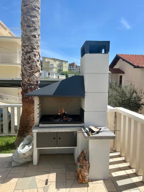 Two Palms Apartment in Split-Dalmatia County