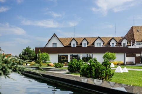 Property building, Balcony/Terrace