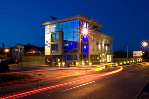 Property building, Off site, Night, On site