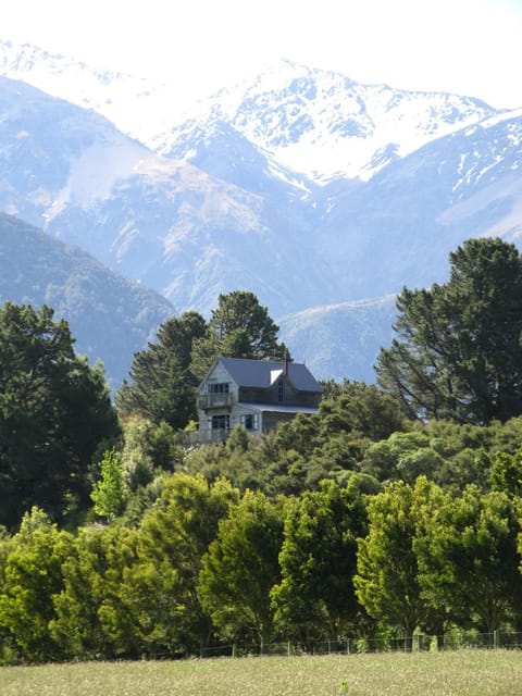 Property building, Natural landscape, Mountain view