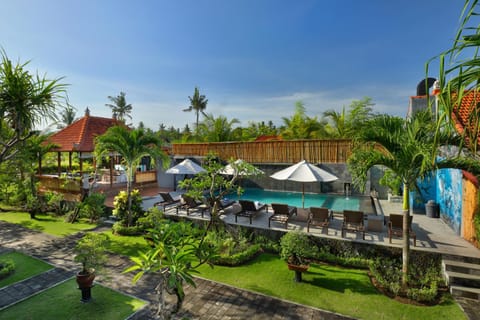 Pool view, Swimming pool
