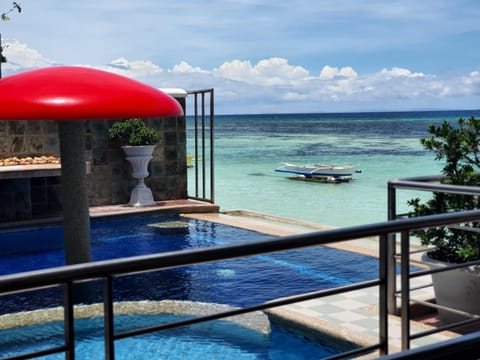 Beach, Swimming pool
