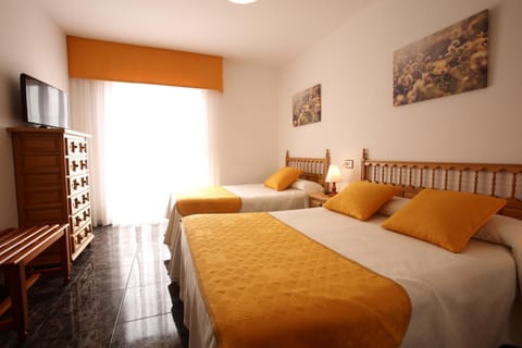 Hostal San Roque Bed and Breakfast in Portonovo
