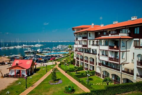 Property building, Neighbourhood, View (from property/room), Sea view