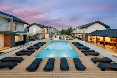 Property building, Sauna, Swimming pool