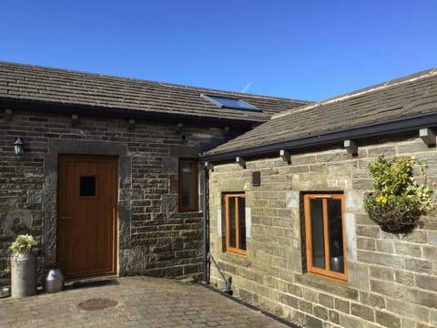 Lazy Daisys House in Borough of Barnsley