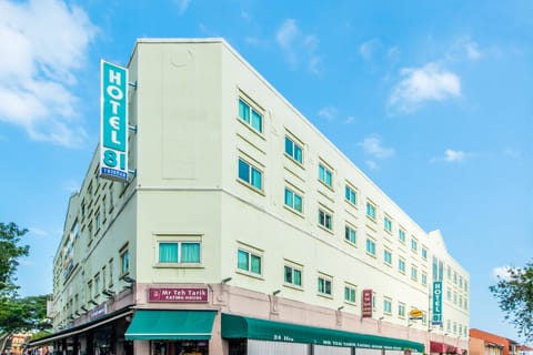 Property building, Facade/entrance