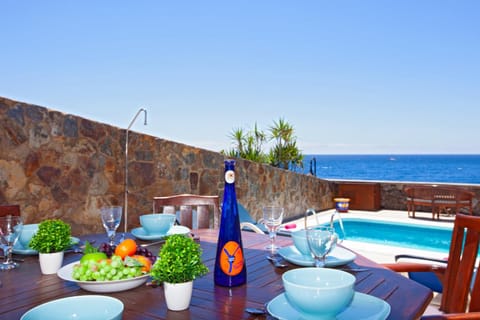 Food and drinks, Swimming pool