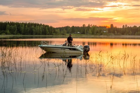 Natural landscape, Activities, Lake view, Sunrise