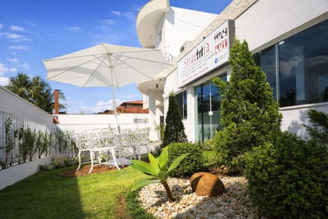 Facade/entrance, Garden