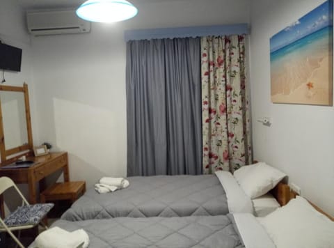 Panos Studios Apartment in Poros