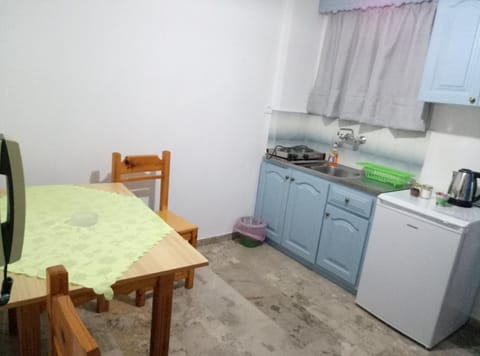 Panos Studios Apartment in Poros