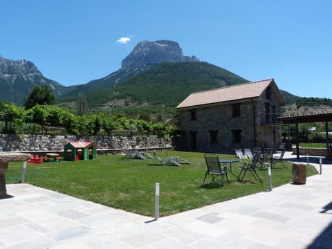 Facade/entrance, Garden
