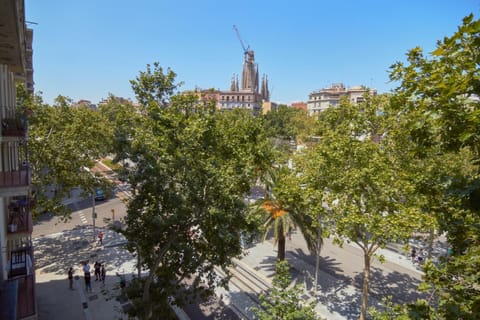 Day, City view, Street view, Street view, Location, Quiet street view