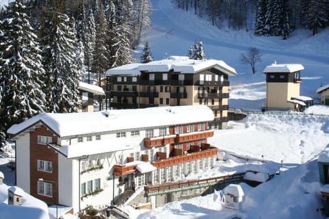 Property building, Day, Natural landscape, Winter