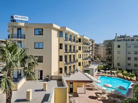 Property building, Swimming pool