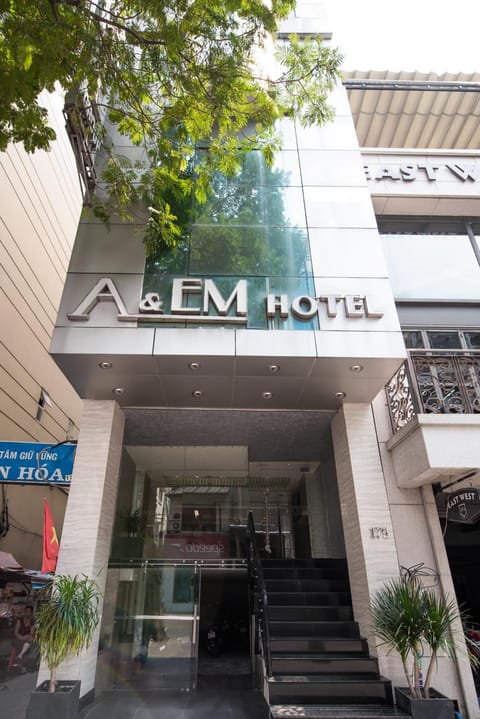Facade/entrance, Property logo or sign