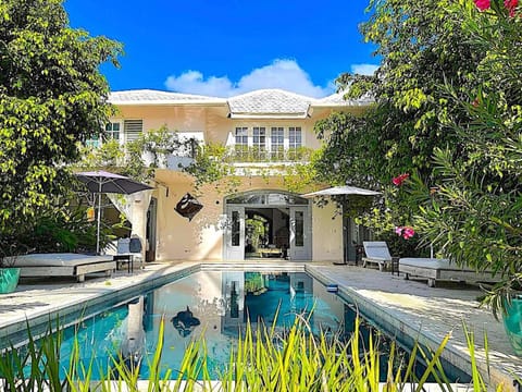 Day, Garden, Pool view, Swimming pool, sunbed