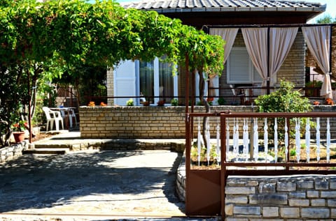 Holiday Home Gverić House in Šibenik-Knin County, Croatia