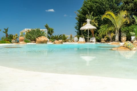 Day, Natural landscape, Garden view, Pool view, Swimming pool, sunbed