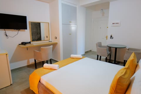 TV and multimedia, Photo of the whole room