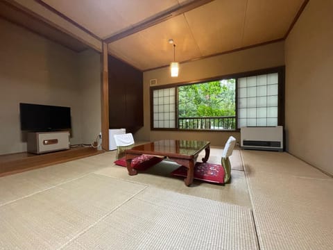 View (from property/room), Photo of the whole room, furniture