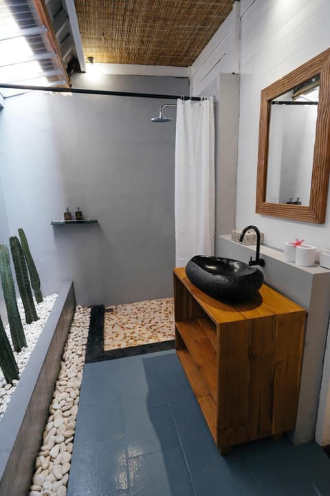 Property building, Bathroom