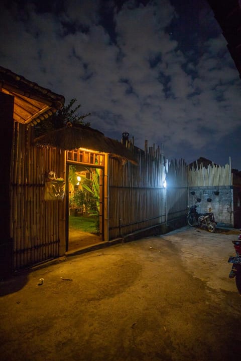 Salty Shakas Bamboo Stay Canggu Bed and Breakfast in North Kuta